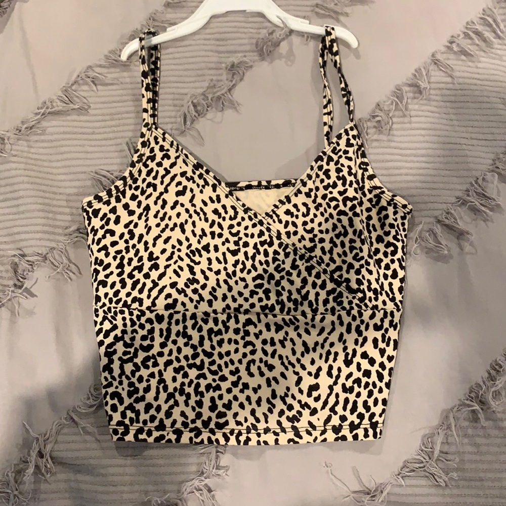Leopard print cropped tank